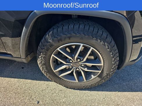 Used 2021 Jeep Grand Cherokee Limited AWD/4WD image 5