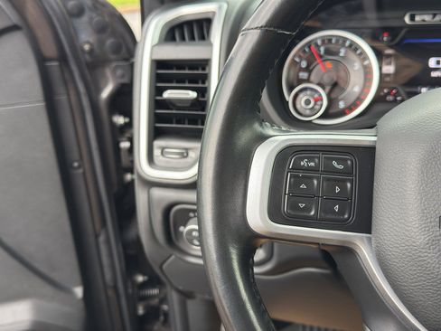 Used 2020 RAM 2500 Big Horn w/ Level 2 Equipment Group AWD/4WD image 35