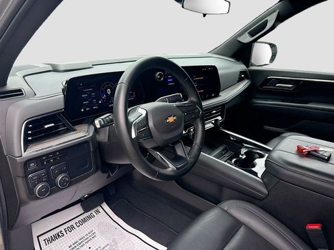 Used 2025 Chevrolet Tahoe LT AWD/4WD image 10