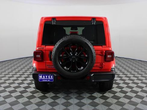Used 2025 Jeep Wrangler Unlimited Sahara AWD/4WD image 22