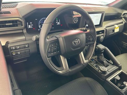 Used 2026 Toyota 4Runner SR5 AWD/4WD image 14
