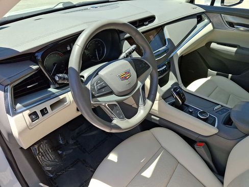 Certified 2024 Cadillac XT5 Premium Luxury AWD/4WD image 16