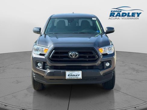 Used 2021 Toyota Tacoma SR AWD/4WD image 6