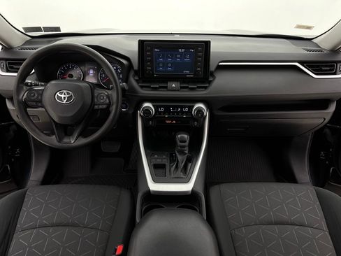 Used 2021 Toyota RAV4 XLE image 21