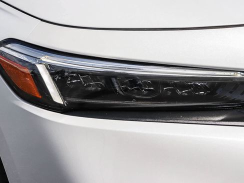 Used 2022 Honda Civic EX-L image 4