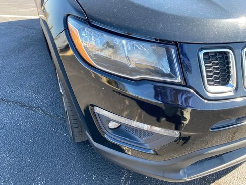 Used 2018 Jeep Compass Latitude w/ Popular Equipment Group image 3