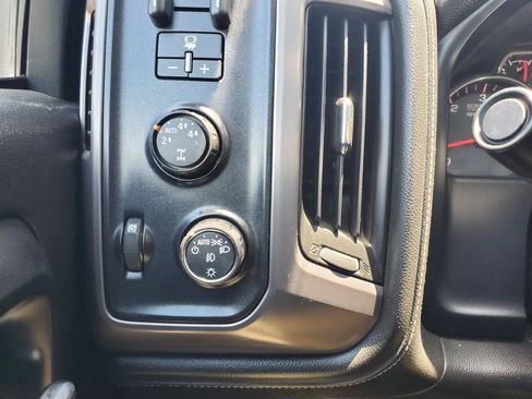Used 2014 GMC Sierra 1500 SLE w/ All-Terrain Package AWD/4WD image 22
