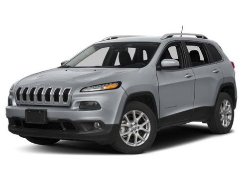 Used 2015 Jeep Cherokee Latitude w/ Comfort/Convenience Group AWD/4WD image 4