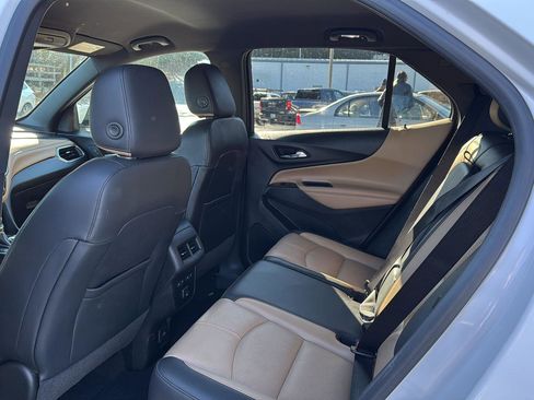 Certified 2022 Chevrolet Equinox Premier image 9