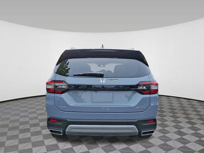 New 2025 Honda Pilot Touring