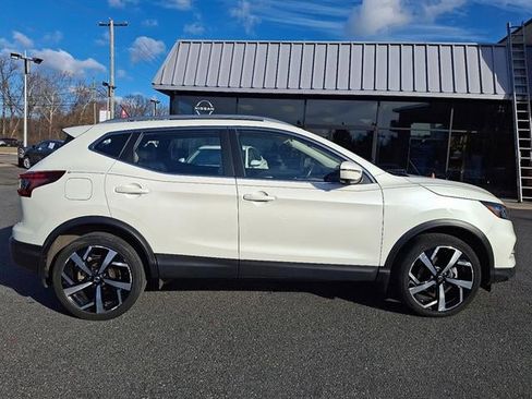 Used 2022 Nissan Rogue Sport SL image 7