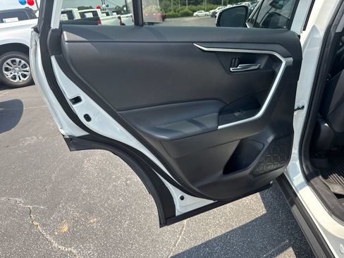 Used 2022 Toyota RAV4 XLE Premium FWD image 22