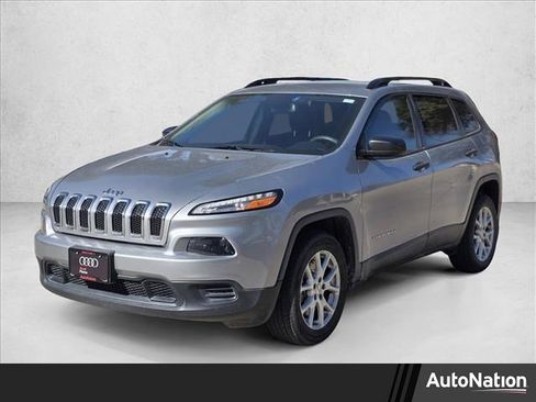 Used 2016 Jeep Cherokee Sport image 1