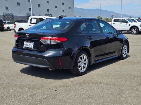 Used 2024 Toyota Corolla LE FWD image 8