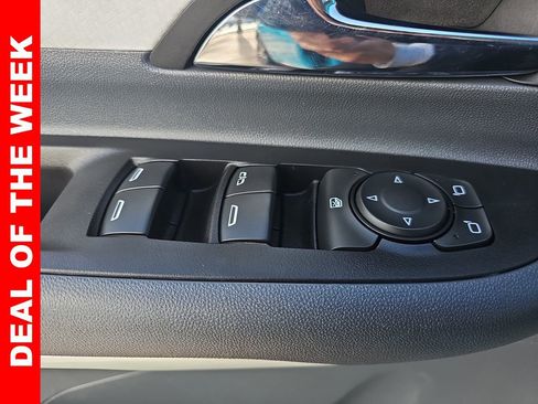 Used 2021 Chevrolet Bolt Premier image 26