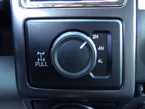 Used 2016 Ford F150 XLT w/ Equipment Group 302A Luxury image 18