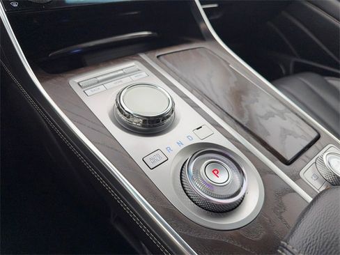 Used 2024 Genesis GV80 2.5T image 23