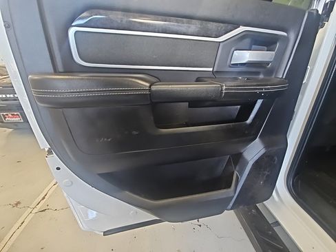 Used 2019 RAM 2500 Big Horn image 11