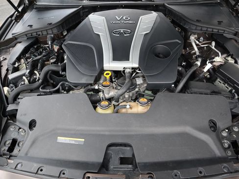 Used 2016 INFINITI Q50 3.0t Premium RWD image 36