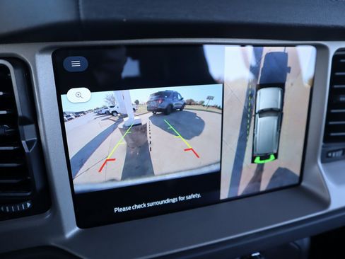 New 2025 Ford Bronco Outer Banks image 8