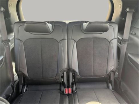 New 2025 Jeep Grand Cherokee L Altitude image 24