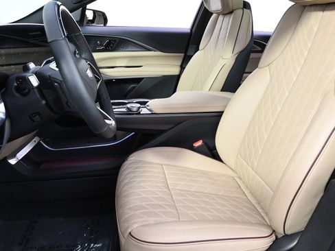 New 2025 Cadillac Lyriq Sport image 13