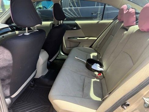 Used 2017 Honda Accord LX image 7