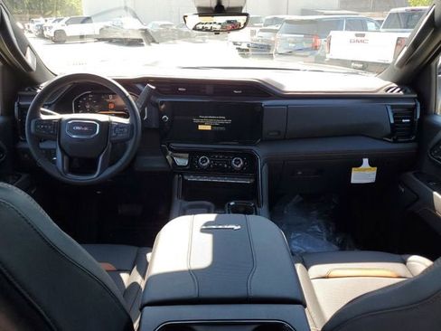New 2026 GMC Sierra 3500 AT4 w/ AT4 Premium Plus Package AWD/4WD image 13