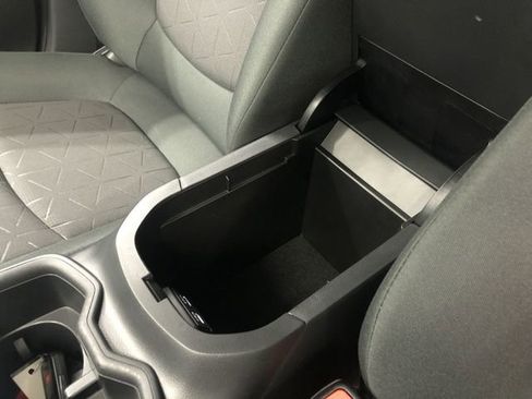 Used 2023 Toyota RAV4 AWD Hybrid image 26