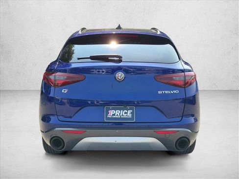 Used 2022 Alfa Romeo Stelvio Ti AWD/4WD image 7