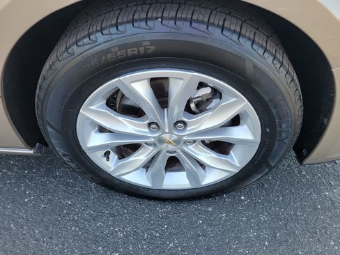 Certified 2024 Chevrolet Malibu LT image 36