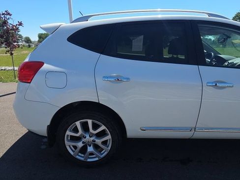 Used 2011 Nissan Rogue SV w/ SL Pkg AWD/4WD image 7