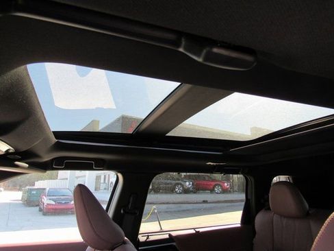 New 2026 Mitsubishi Outlander SEL image 14