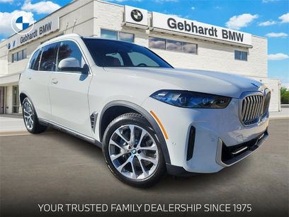 New 2026 BMW X5 xDrive50e w/ Premium Package