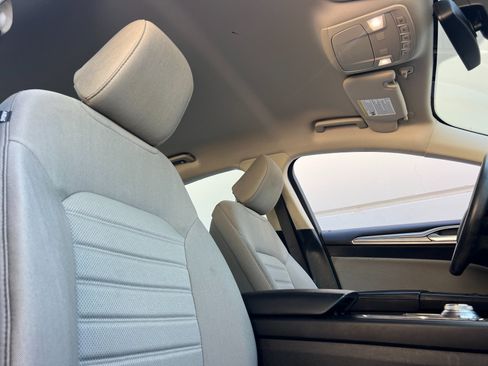 Used 2020 Ford Fusion S FWD image 16