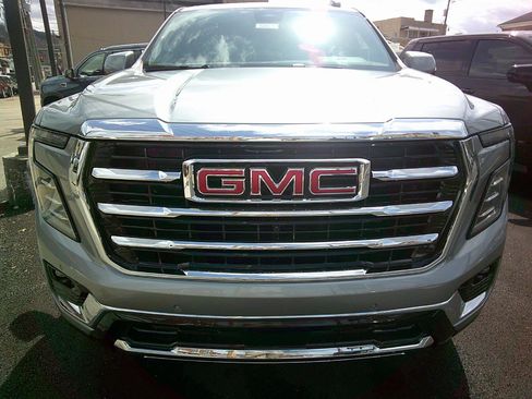 New 2026 GMC Yukon XL Elevation AWD/4WD image 2