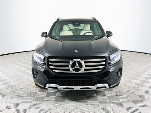 Certified 2025 Mercedes-Benz GLB 250 image 2