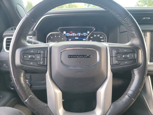 Used 2021 GMC Yukon Denali AWD/4WD image 16