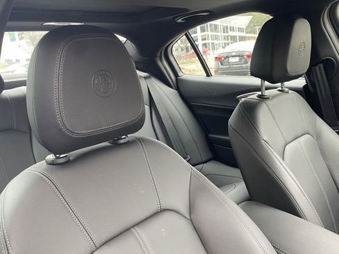 Used 2024 Alfa Romeo Giulia Ti image 40