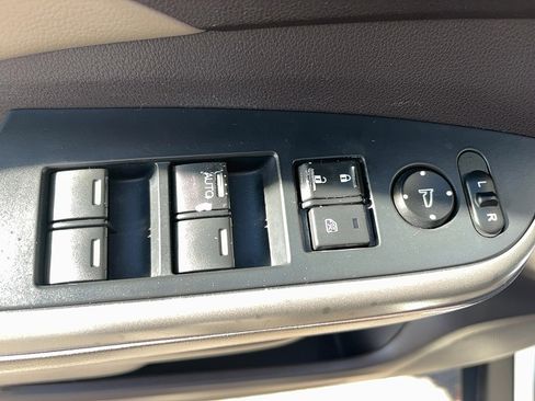 Used 2012 Honda CR-V EX-L image 17