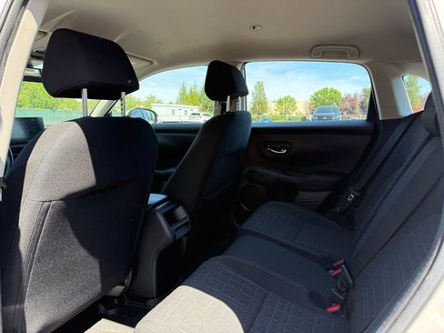 Used 2023 Honda HR-V LX image 18