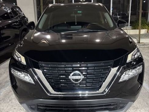 Used 2022 Nissan Rogue SV image 8