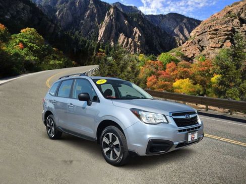 Used 2018 Subaru Forester 2.5i w/ Alloy Wheel Package AWD/4WD image 6