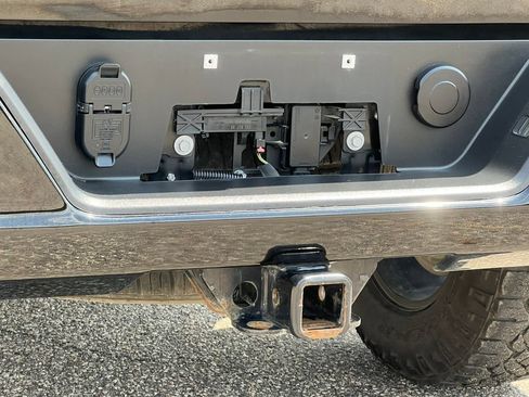 Used 2021 GMC Sierra 1500 AT4 AWD/4WD image 16