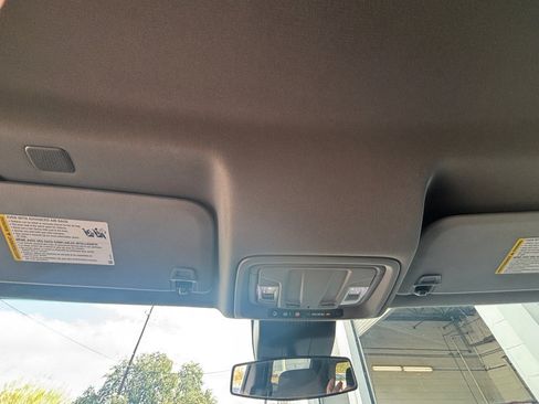 Used 2022 GMC Sierra 1500 Elevation image 7