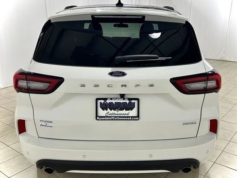 Used 2023 Ford Escape ST-Line w/ Tech Pack #1 AWD/4WD image 4