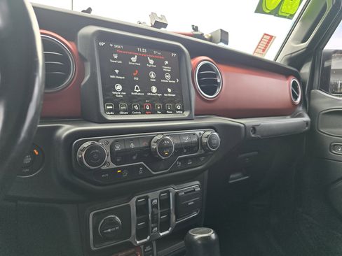 Used 2020 Jeep Gladiator Rubicon AWD/4WD image 23