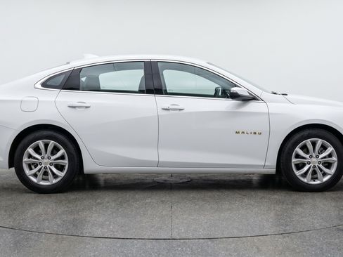 Used 2024 Chevrolet Malibu LT FWD image 11