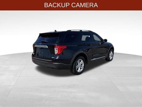 Used 2020 Ford Explorer XLT AWD/4WD image 7