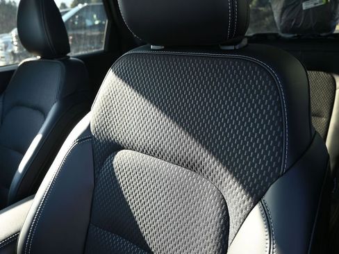 New 2026 Ford Escape SE image 18